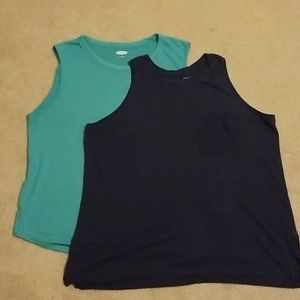 Set of 2 Old Navy sleeveless tops